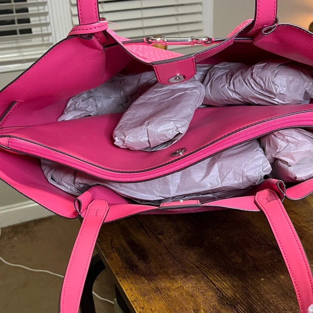 Michael Kors Pink MK Logo Tote with Signature Charm - Picture 9 of 12